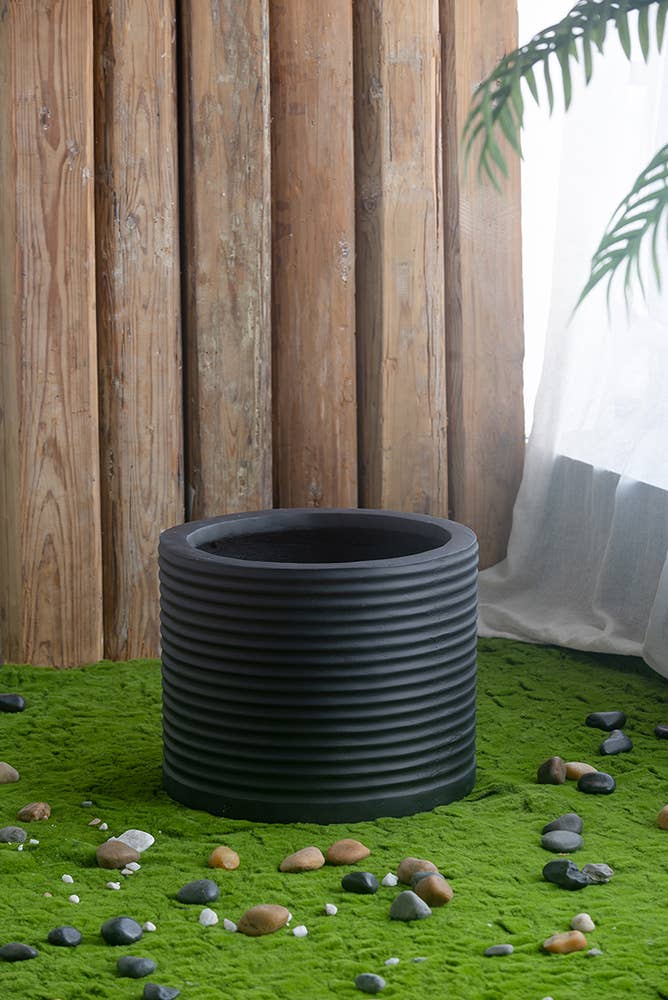 18.5X18.5X15" Black Ridged Round Cement Planter