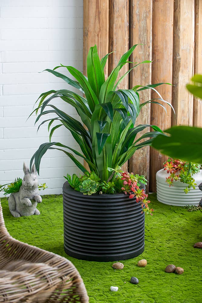 18.5X18.5X15" Black Ridged Round Cement Planter